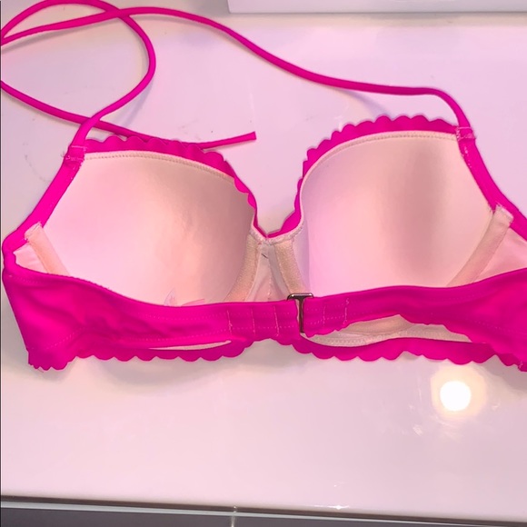 victoria's secret - bandeau bikini top - Picture 2 of 4